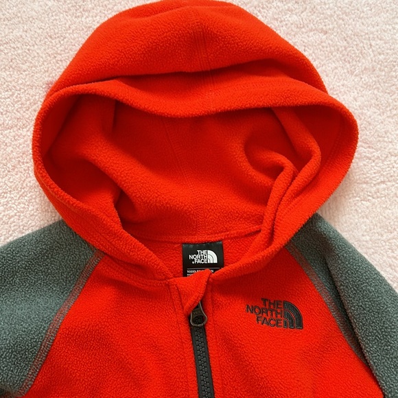 The North Face 4T Fleece - Picture 2 of 2